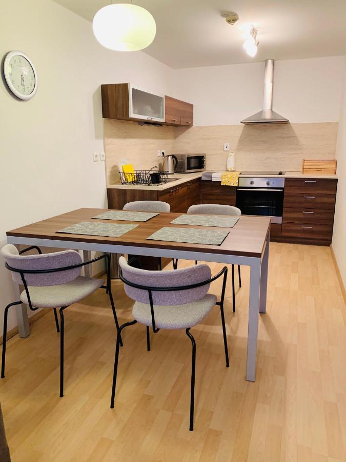 NEW Apartment 120 DONOVALY Buitenkant foto